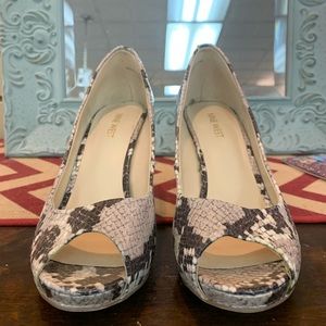 Snake Skin Nine West heels